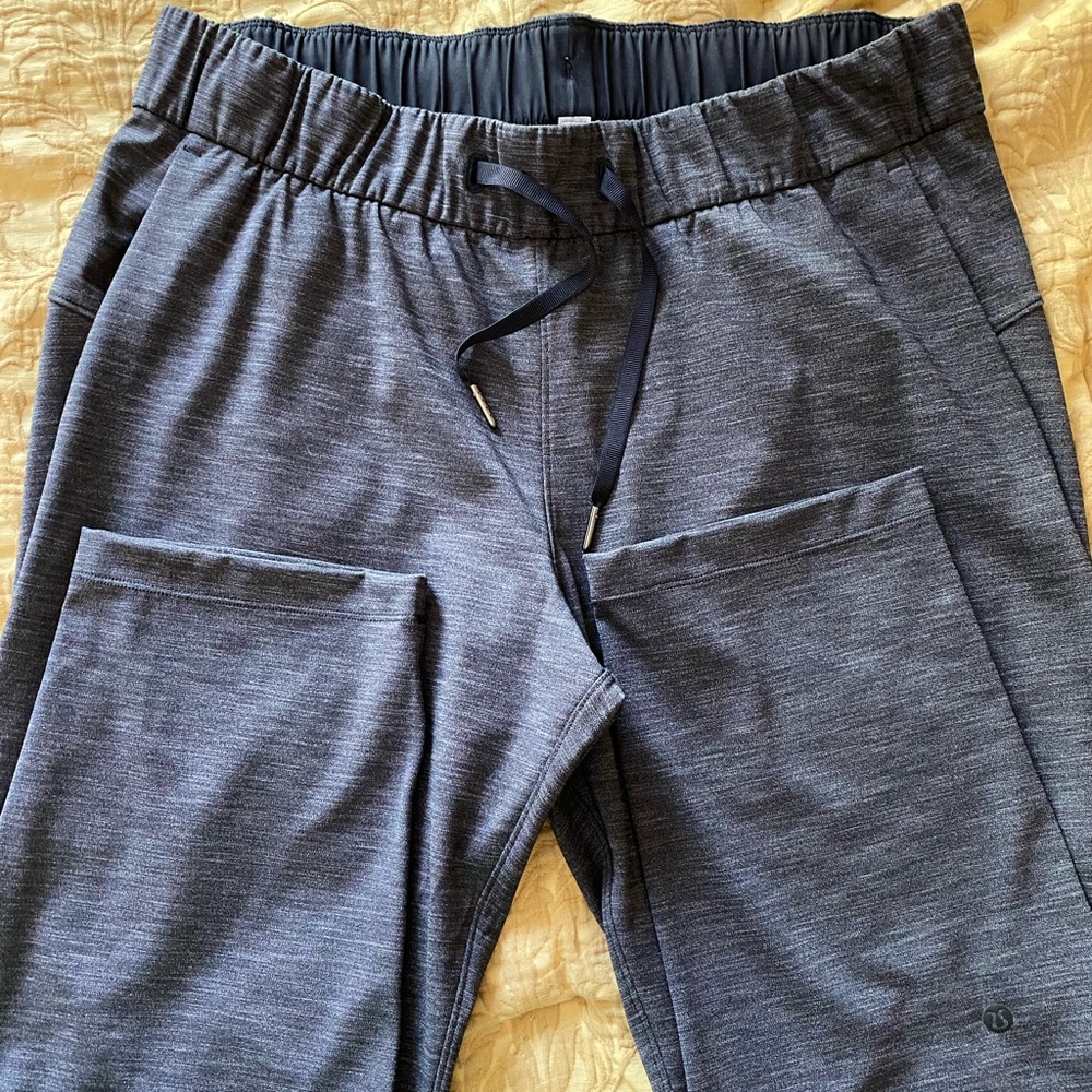 Lululemon On the Fly pants